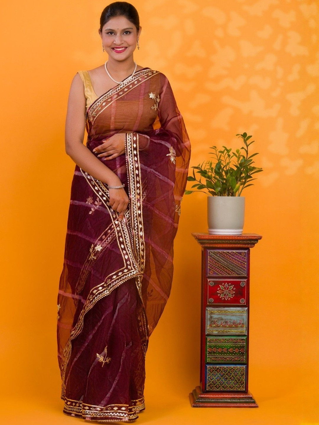 KCPC BANDHANI Women Maroon Sarees