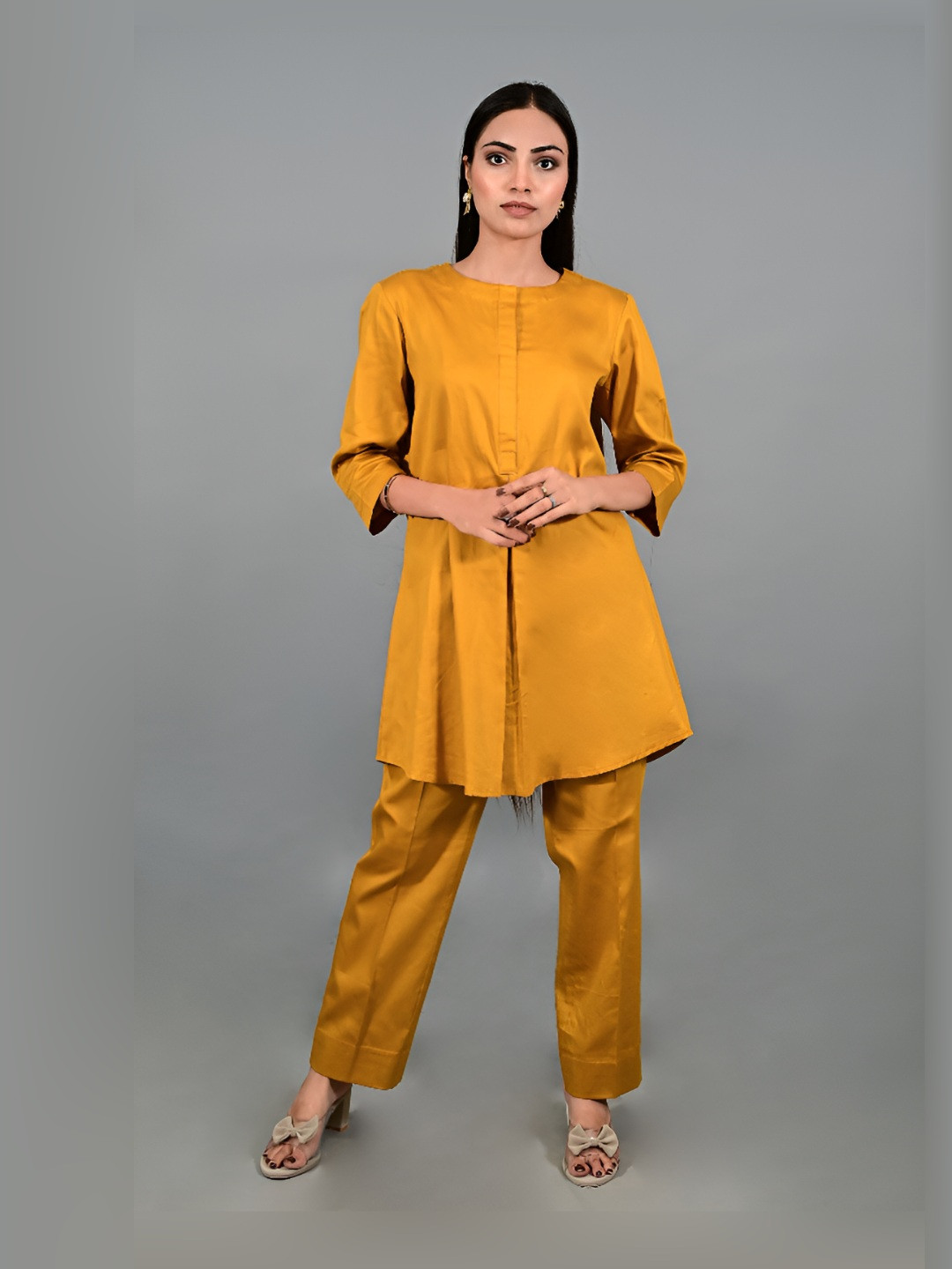 THE BEHRUZ THEORY Golden Ember Round Neck Pleated Tunic With Trousers