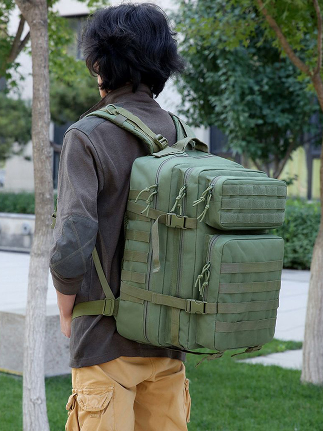 Mast & Harbour Men Ergonomic Travelling Backpack