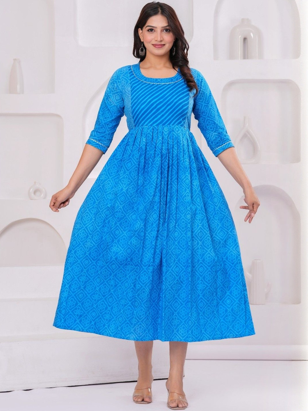Gora Laxmi Women Blue Kurtas