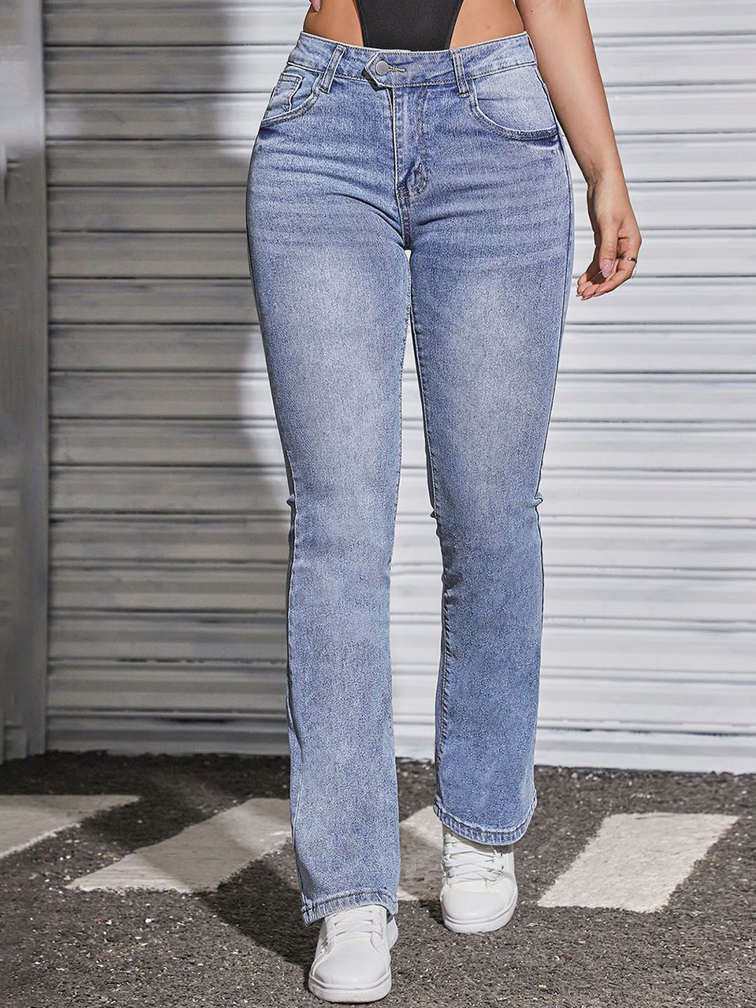 JC Mode Women Regular Fit Low-Rise Heavy Fade Jeans