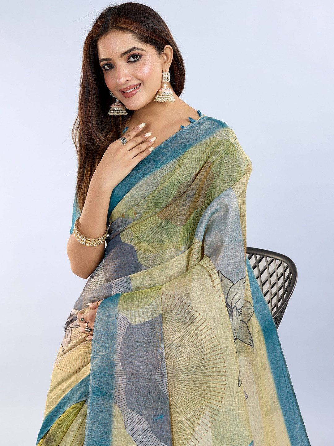 V3 FASHION STUDIO Floral Block Print Saree