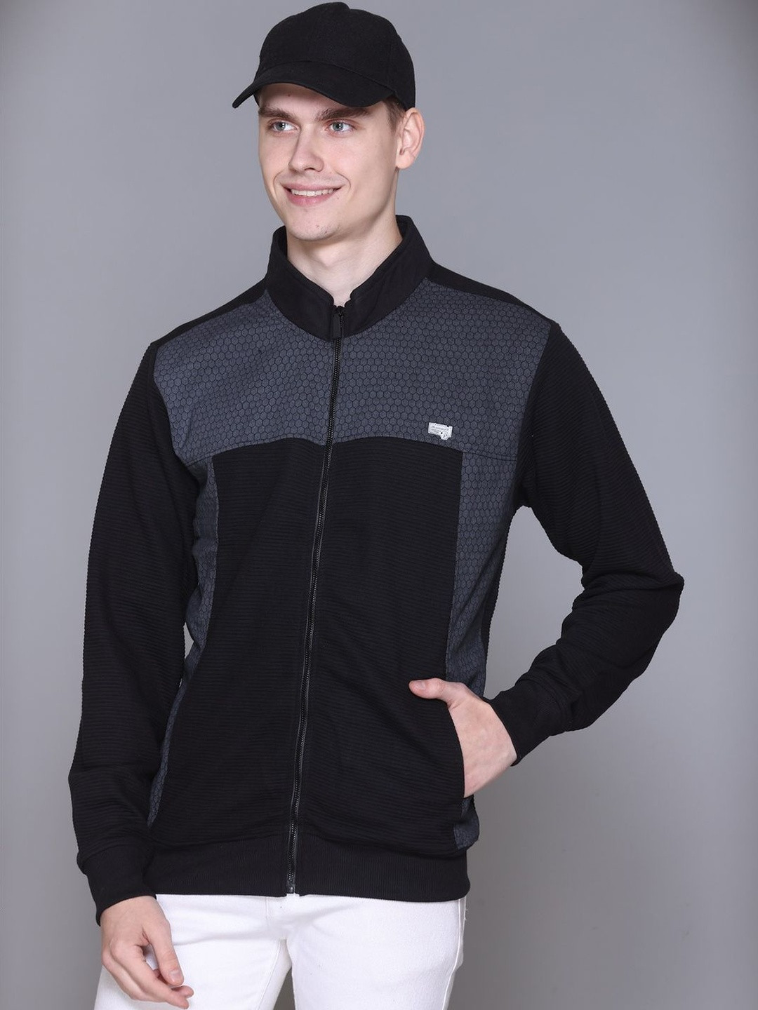 Men's Black Colourblocked Mock Collar Zip Sweatshirt