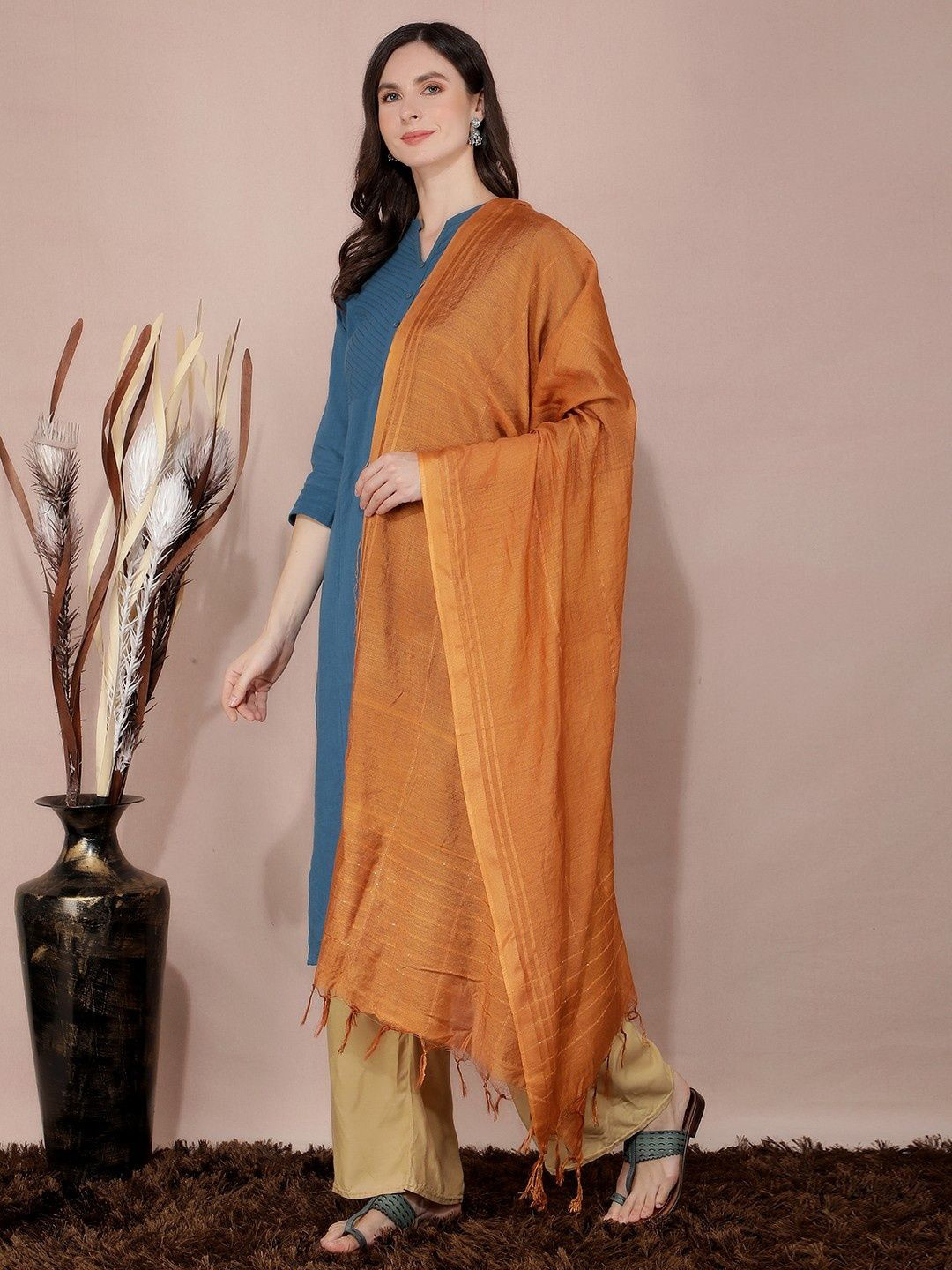 A R SILK DUPATTA HUB Women Woven Design Tasselled Dupatta