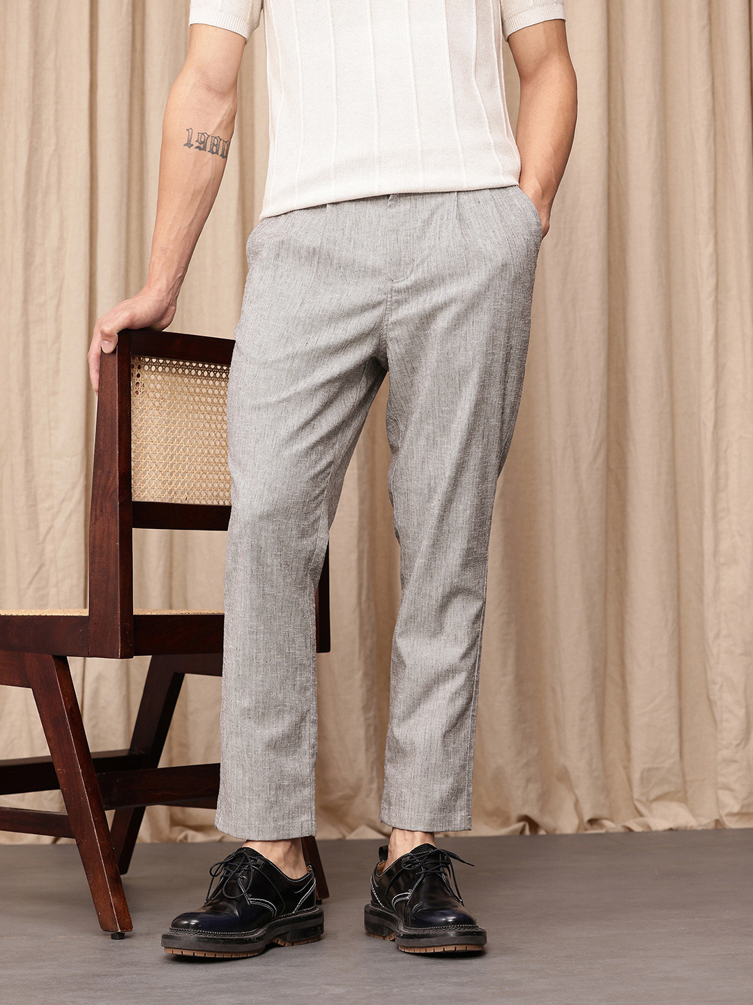 Mr Bowerbird Men Textured Liberal Fit Pleated Chinos Trousers