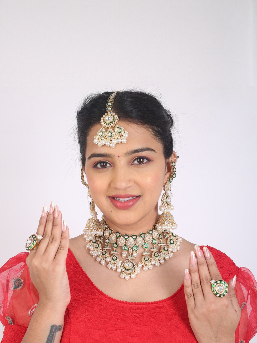 SAMC Women Kundan Studded Necklace Earring Maang Tika & Nose Pin Set