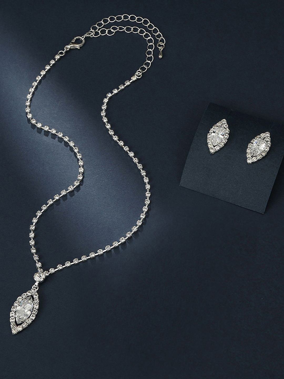 Peora Silver Plated Cubic Zirconia & Crystal Eye Shape Pendant Chain With Studs