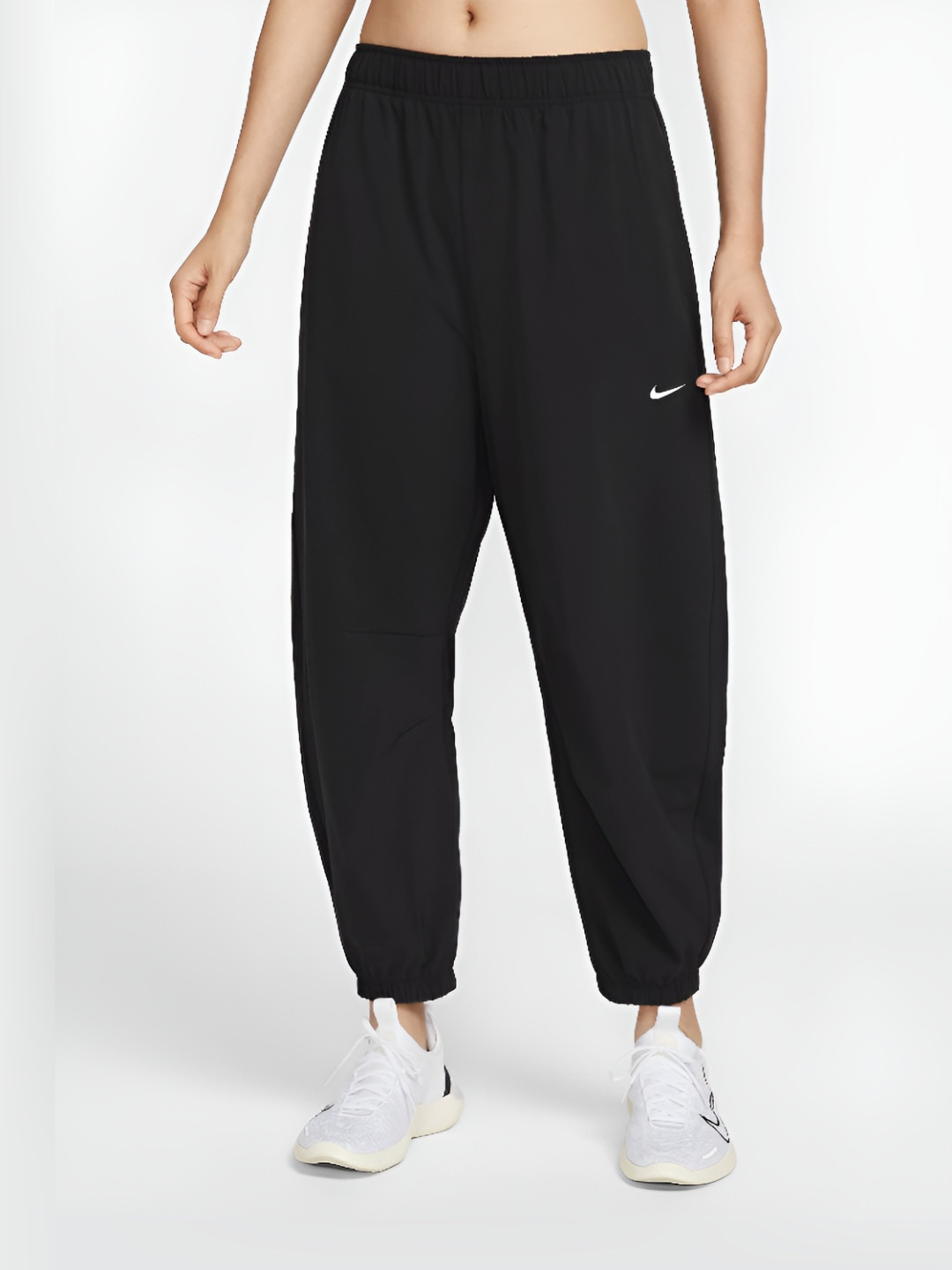 Nike One Women's Repel High-Waisted Woven Trackpants