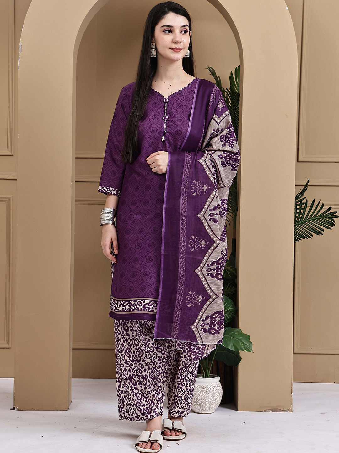 Roly Poly Women Purple Floral Printed Regular Kurti with Trousers & Dupatta