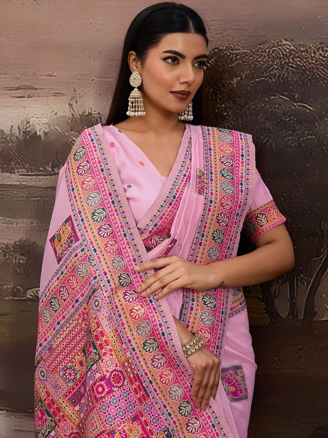 100 Dreams Woven Design Zardozi Banarasi Saree With Unstitched Blouse Piece