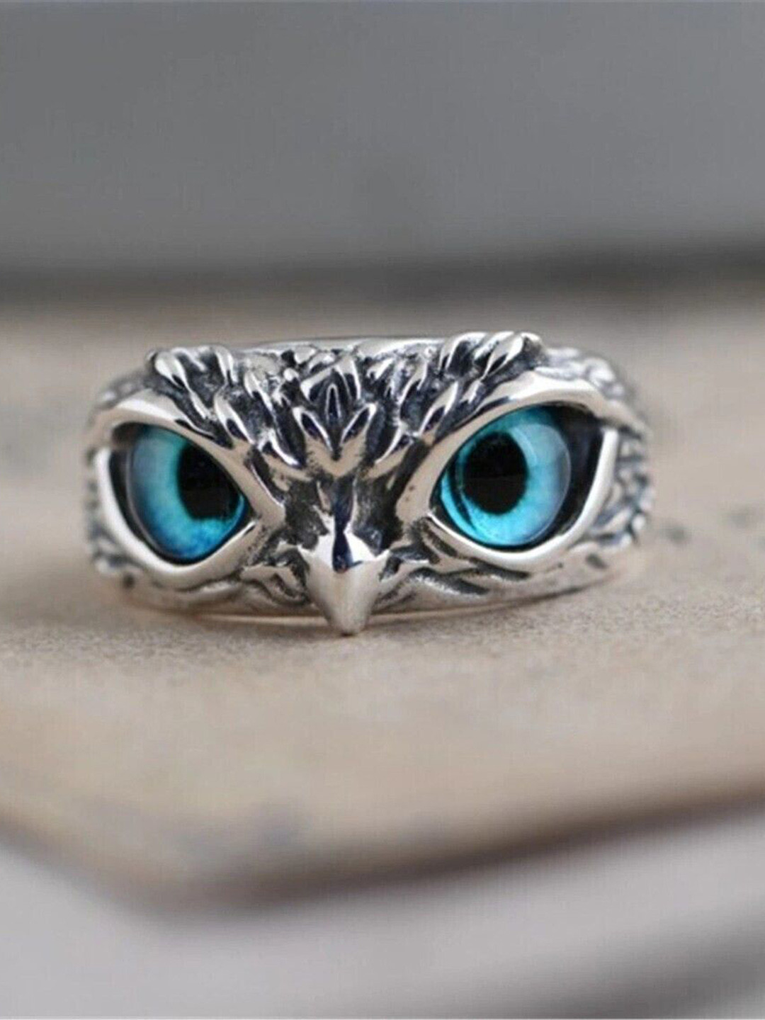 Teeragaj Unisex Textured Owl Shaped Finger Ring