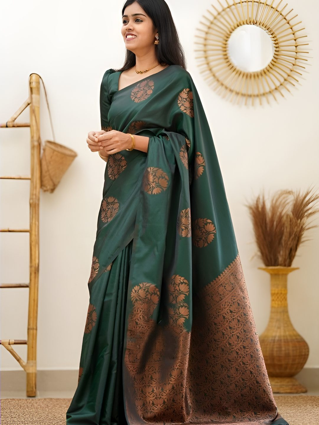 Shriyangan Ethnic Motifs Zari Art Silk Kanjeevaram Saree