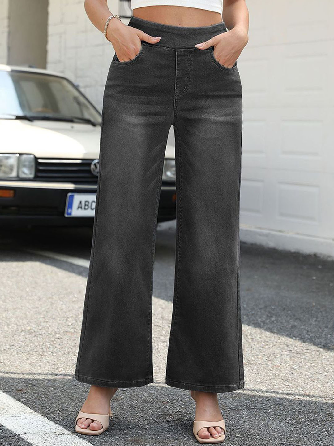 JC Mode Women Regular Fit High-Rise Light Fade Jeans