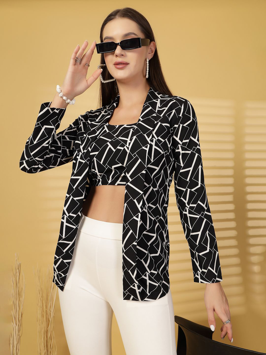 BEING NAUGHTY Women Printed Crop Top with Blazer