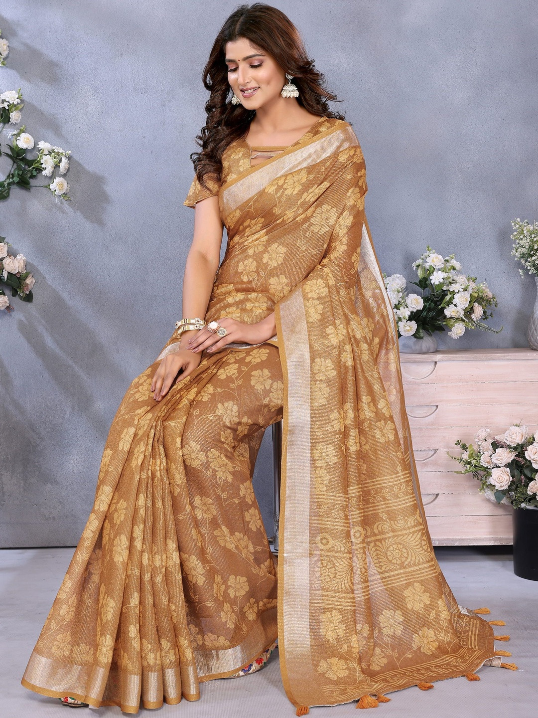 V3 FASHION STUDIO Women Brown Floral Zari Linen Blend Jamdani Saree