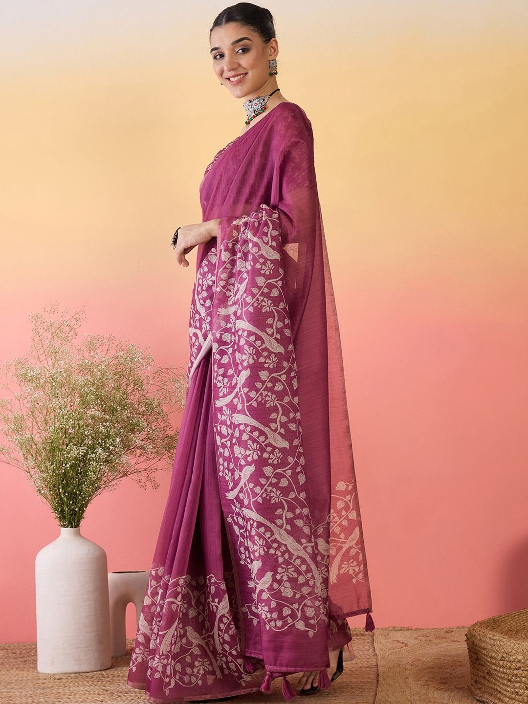 Sangria Ethnic Motifs Fastive Saree