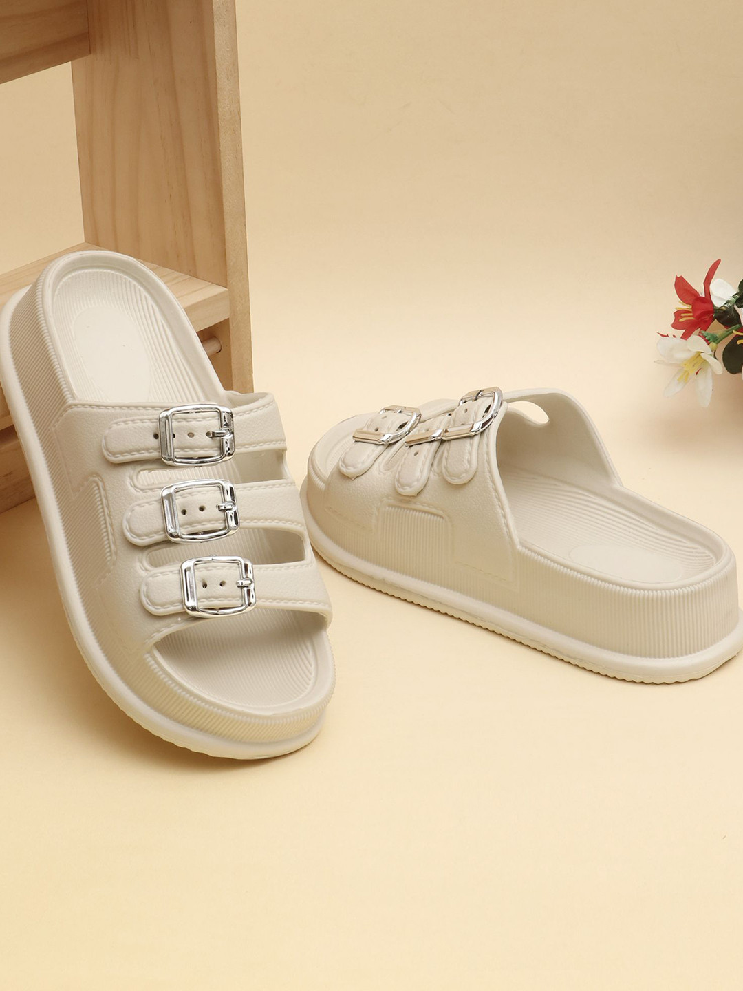 glitchez Women Sliders with Dual Strap Design