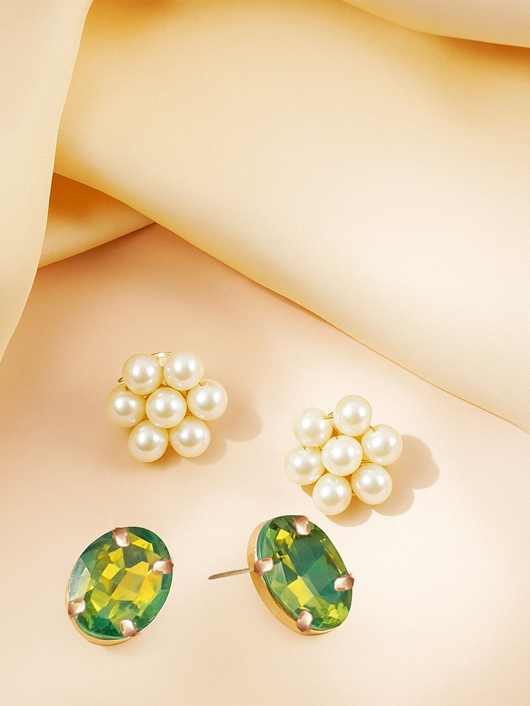 ORANGENYSHA Set Of 2 22k Gold-Plated Pearls Studded Floral Shaped Studs