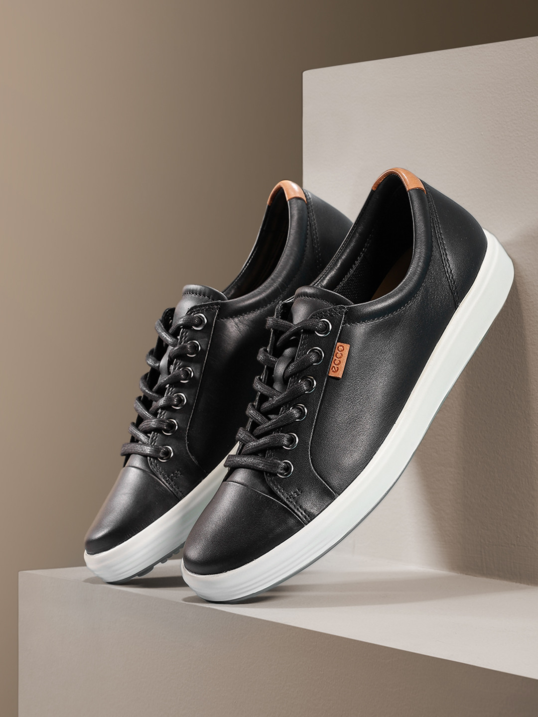 ECCO Women Leather Sneakers