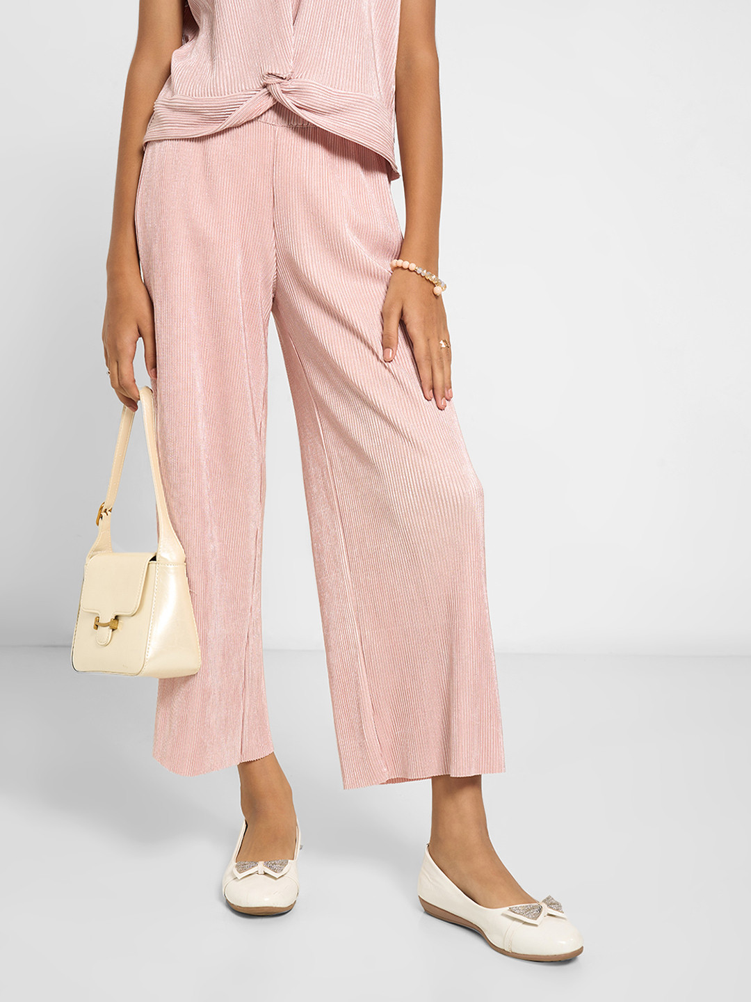 Pantaloons Junior Girls Straight Fit Easy Wash Trousers