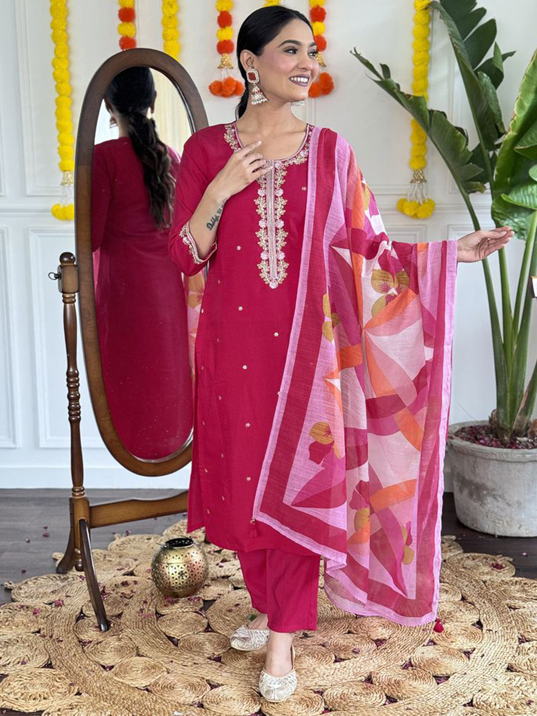 AG TEXTILE Floral Embroidered Thread Work Chanderi Silk Kurta With Trousers & Dupatta