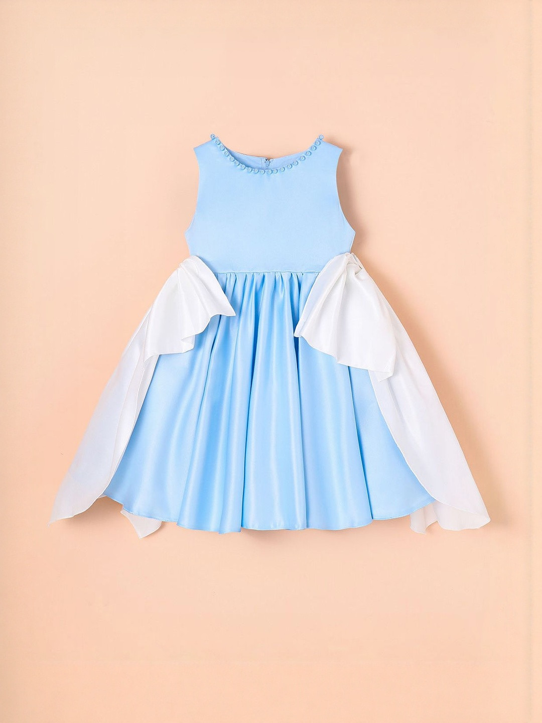 Oversized Bow Bead Detail Dress