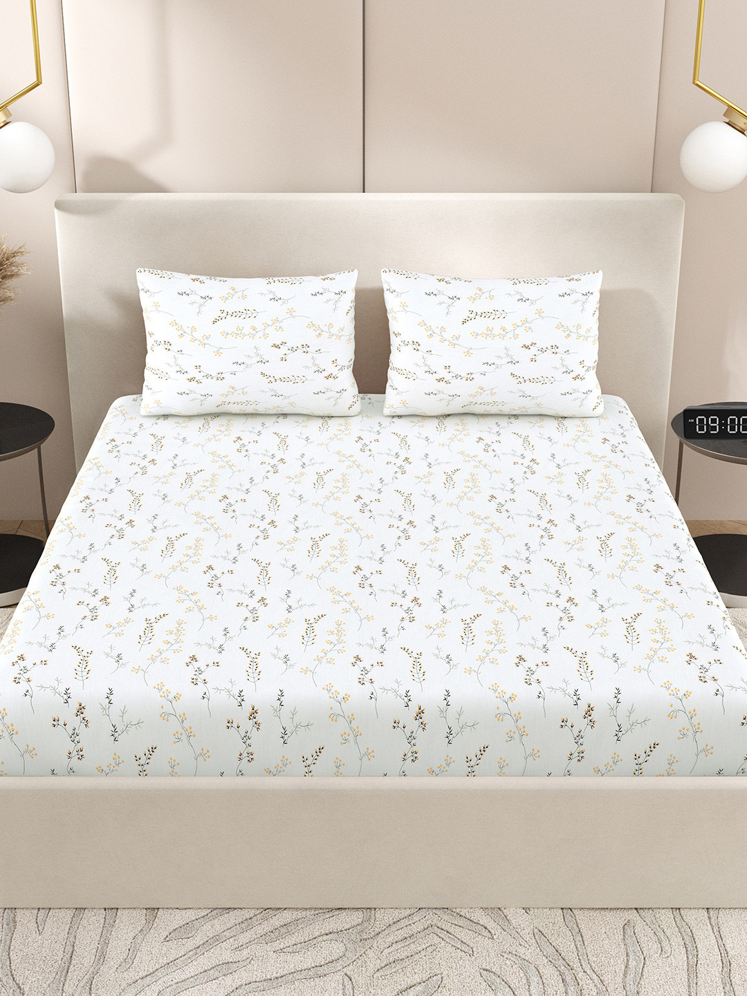 Jaipur Weaves 240 TC Floral King Fitted Bedsheet with 2 Pillow Covers 72 x 78 inches