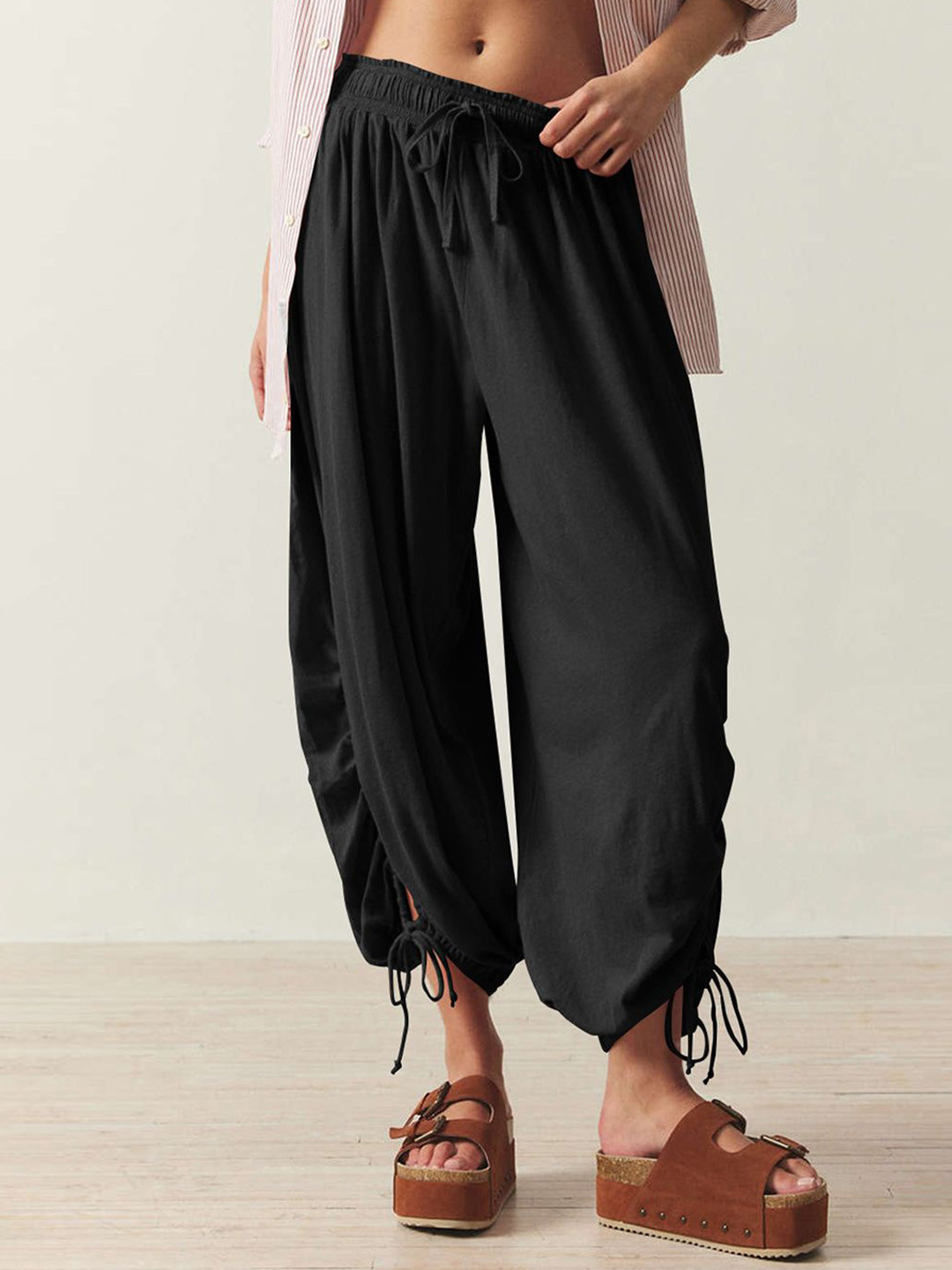 JC Mode Women Loose Fit Mid-Rise Pleated Culottes Trousers