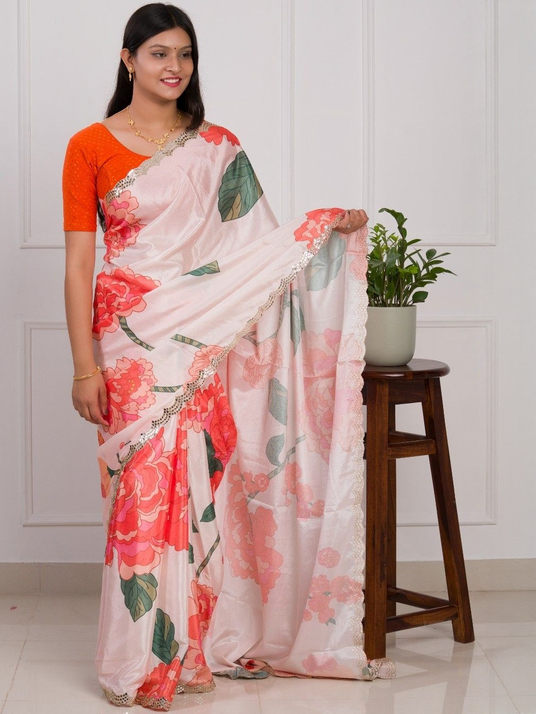 KCPC BANDHANI Women Off White Sarees