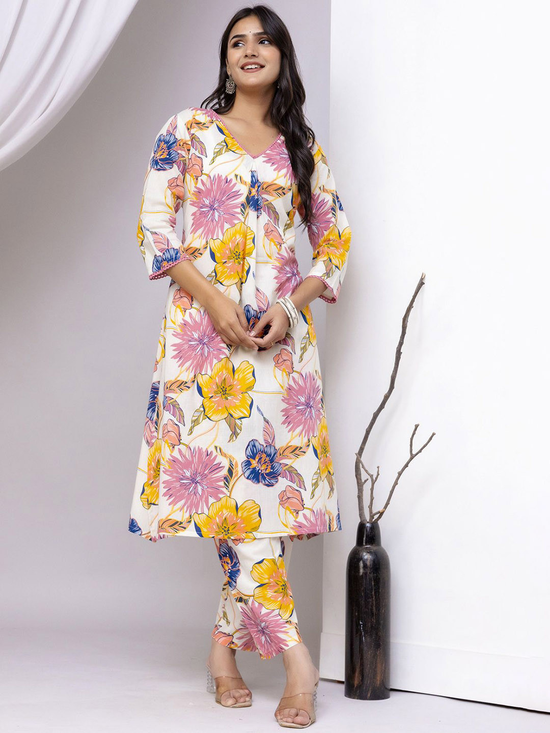 Nayo Women Multicolor Floral Printed Co-Ord Set for Women