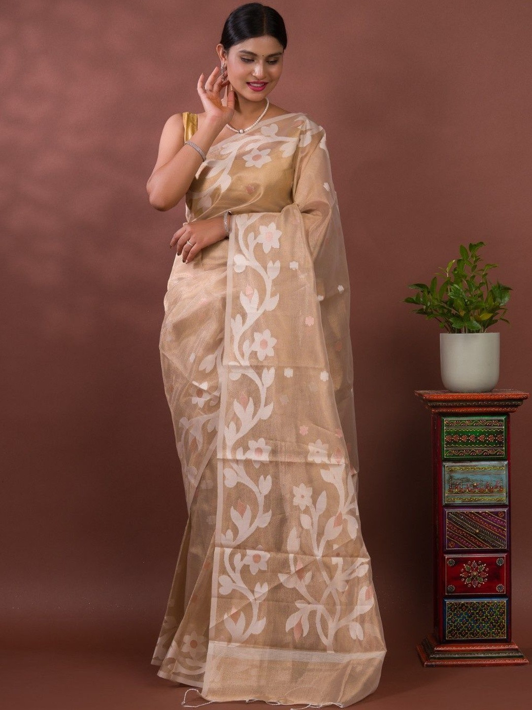 KCPC BANDHANI Cream Tissue Woven Design Sarees