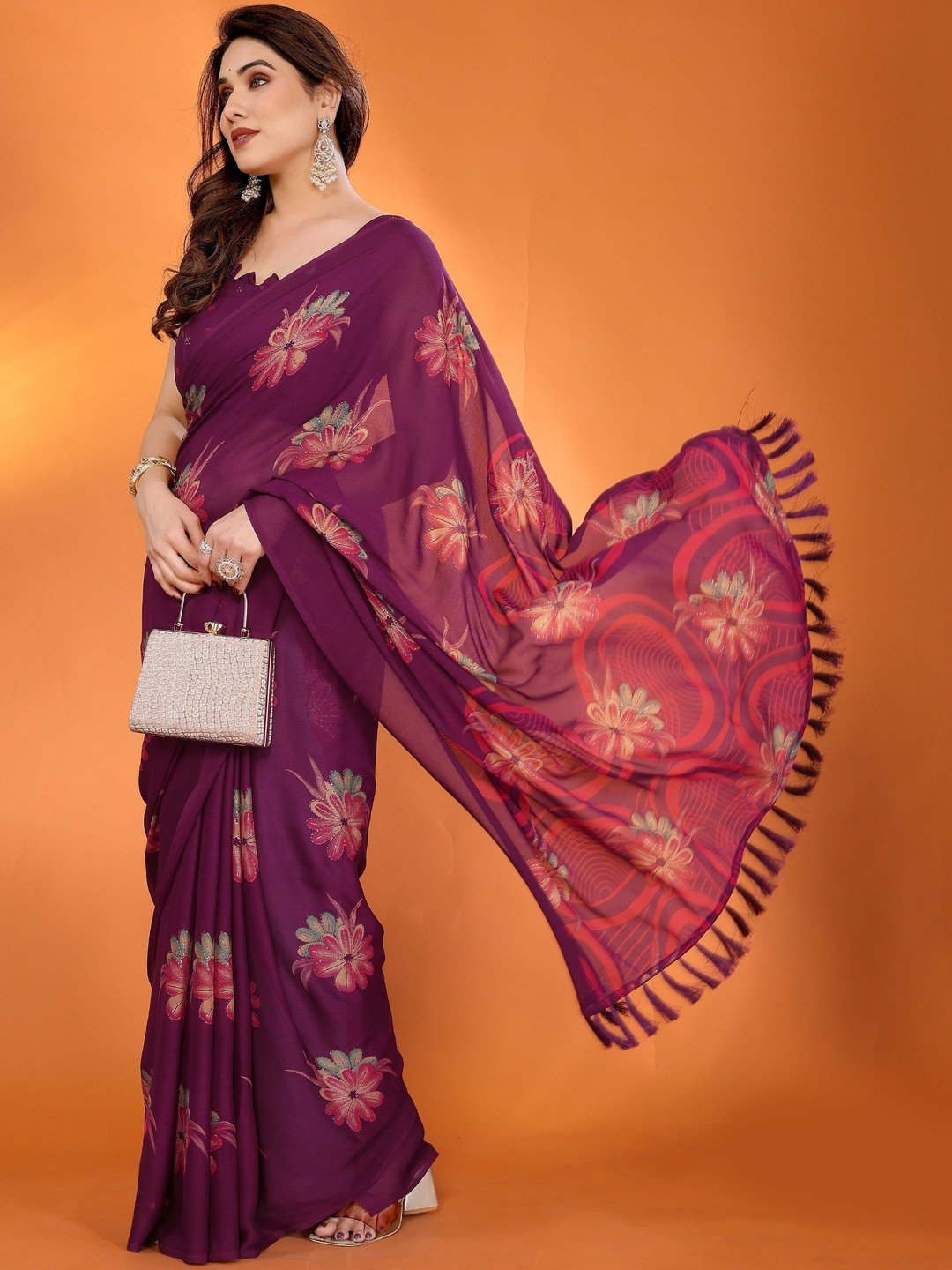 DIVASTRI Women Purple Satin Saree