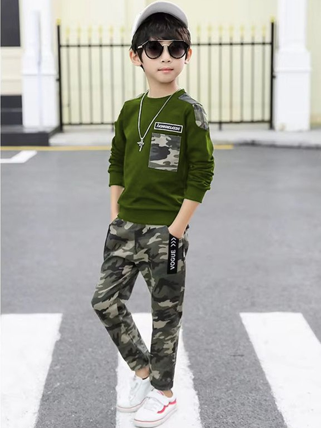 Sagar Impex Boys Olive Clothing Set