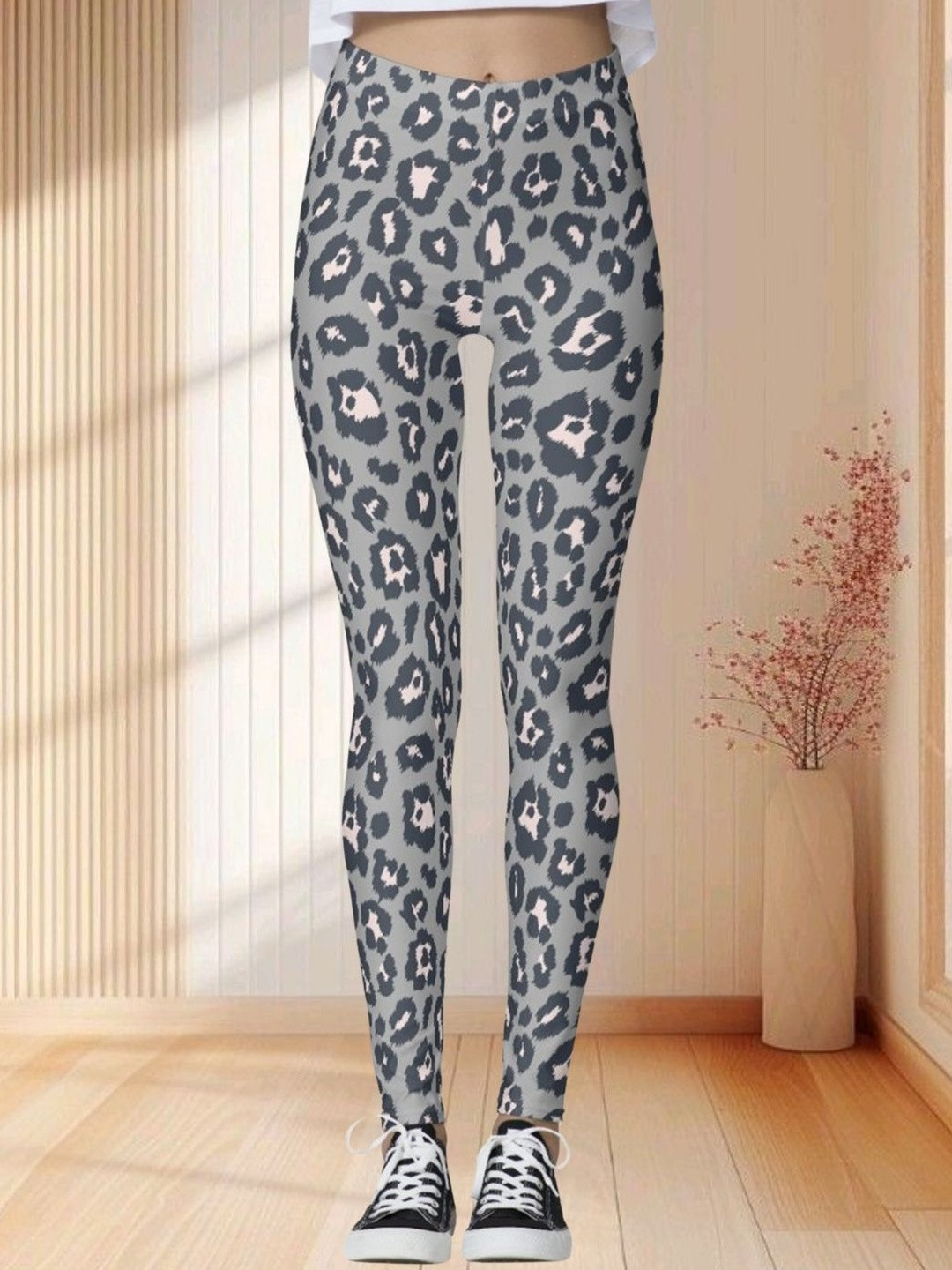 Moda Rapido Women Grey Printed Stretchable Polyester Jeggings