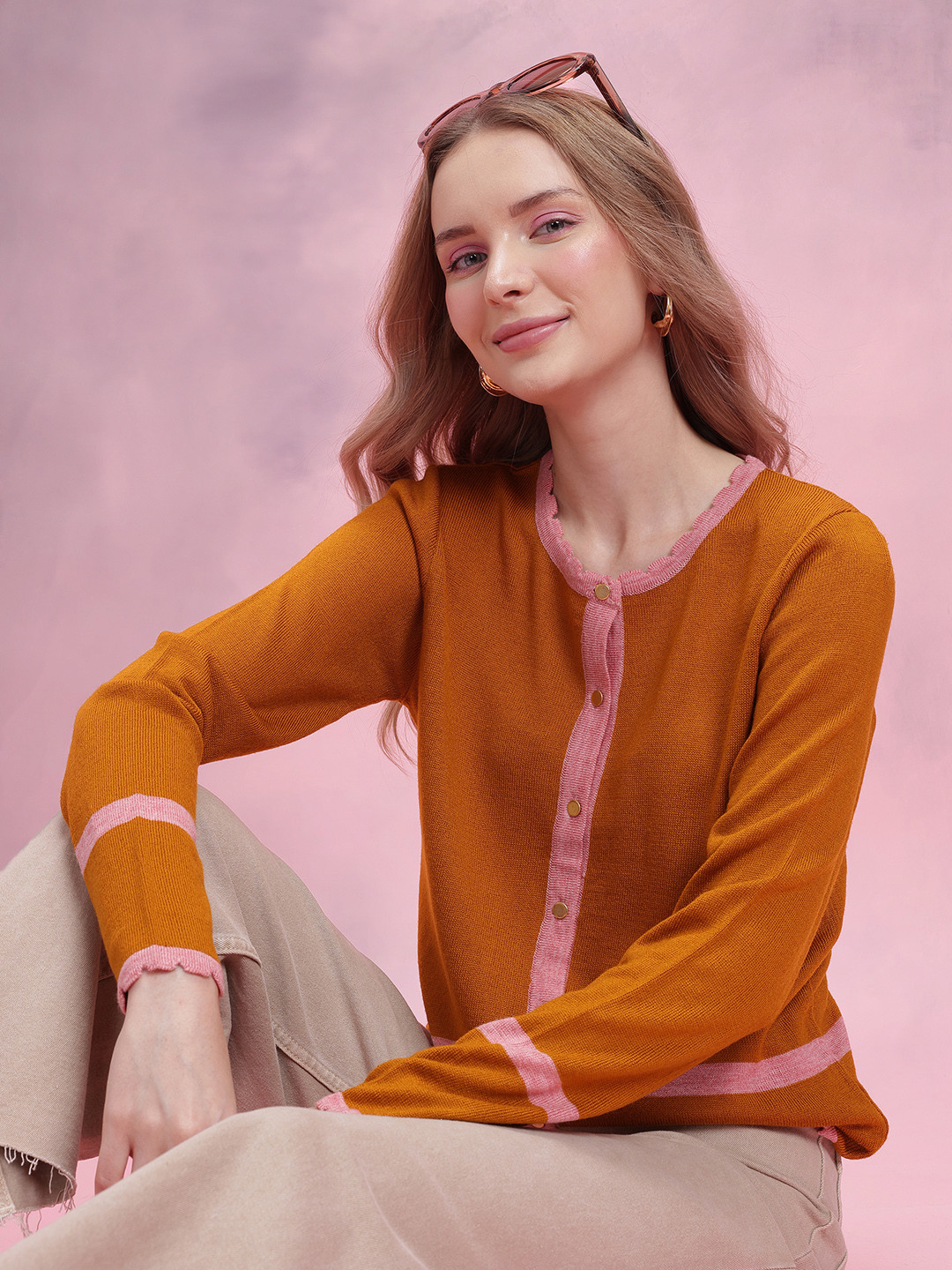 DressBerry Regular Fit Scalloped Hem Cardigan