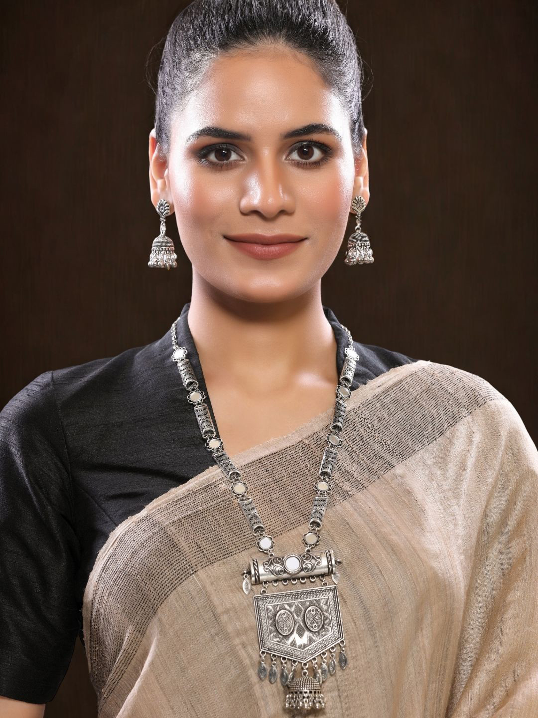 INC63 Silver-Plated Mirror Beaded Studded Oxidized Jewellery Set