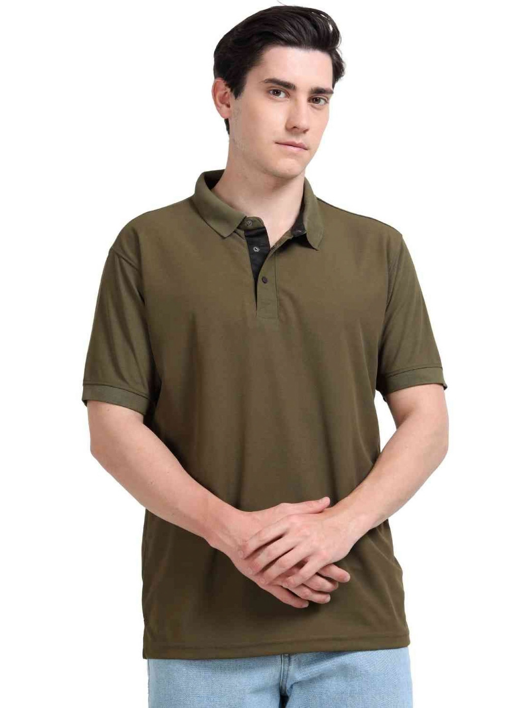 AMIGOS Solid Polo Collar Regular Fit T-Shirt