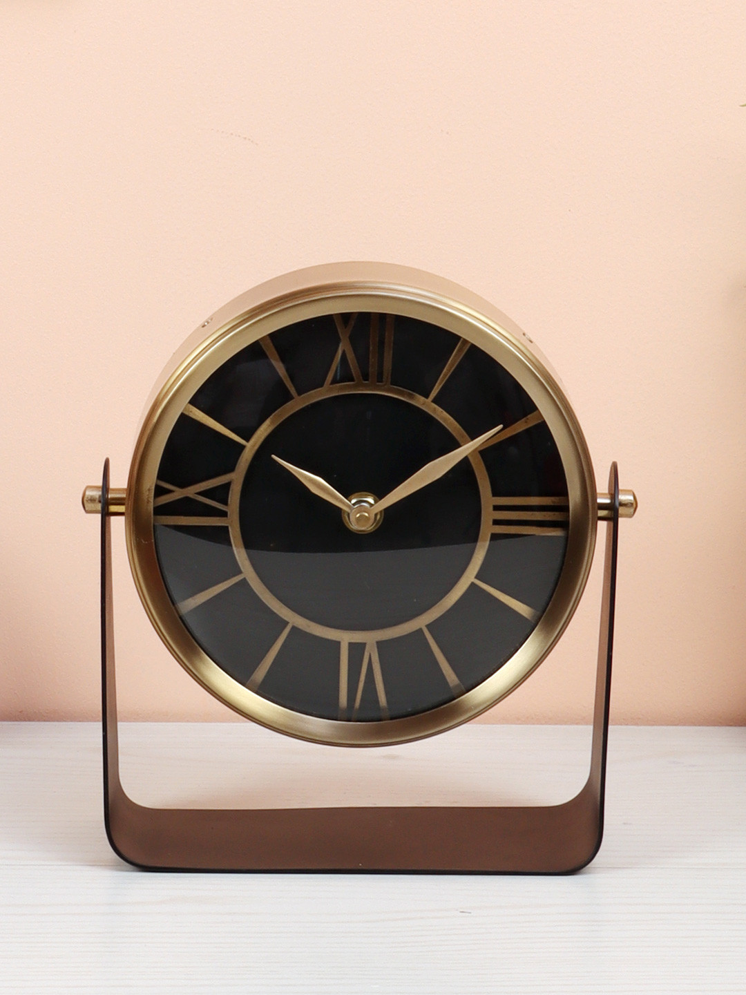 Decor de Maison Mitsuki Gold-Toned & Black Round Shaped Table Clock