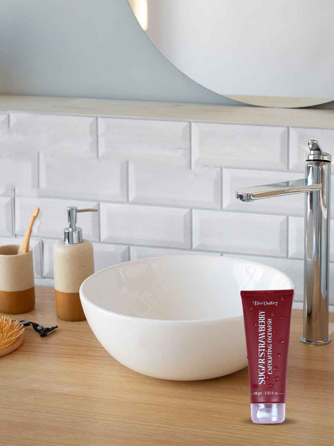 Bio Valley Sugar Strawberry Face Wash- 100 g