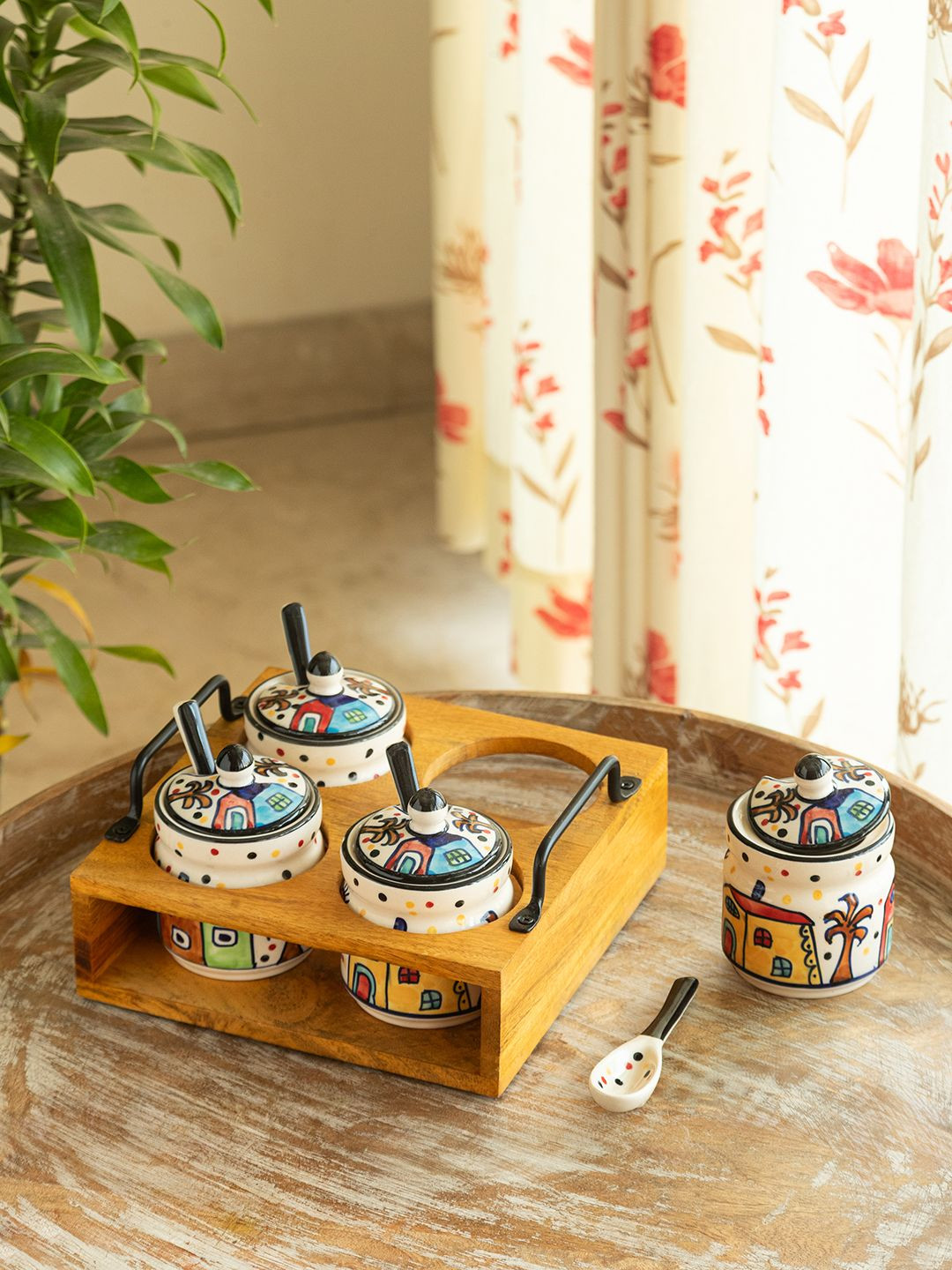 ExclusiveLane 'The Hut' Unisex White 4 Pcs Ceramic Container