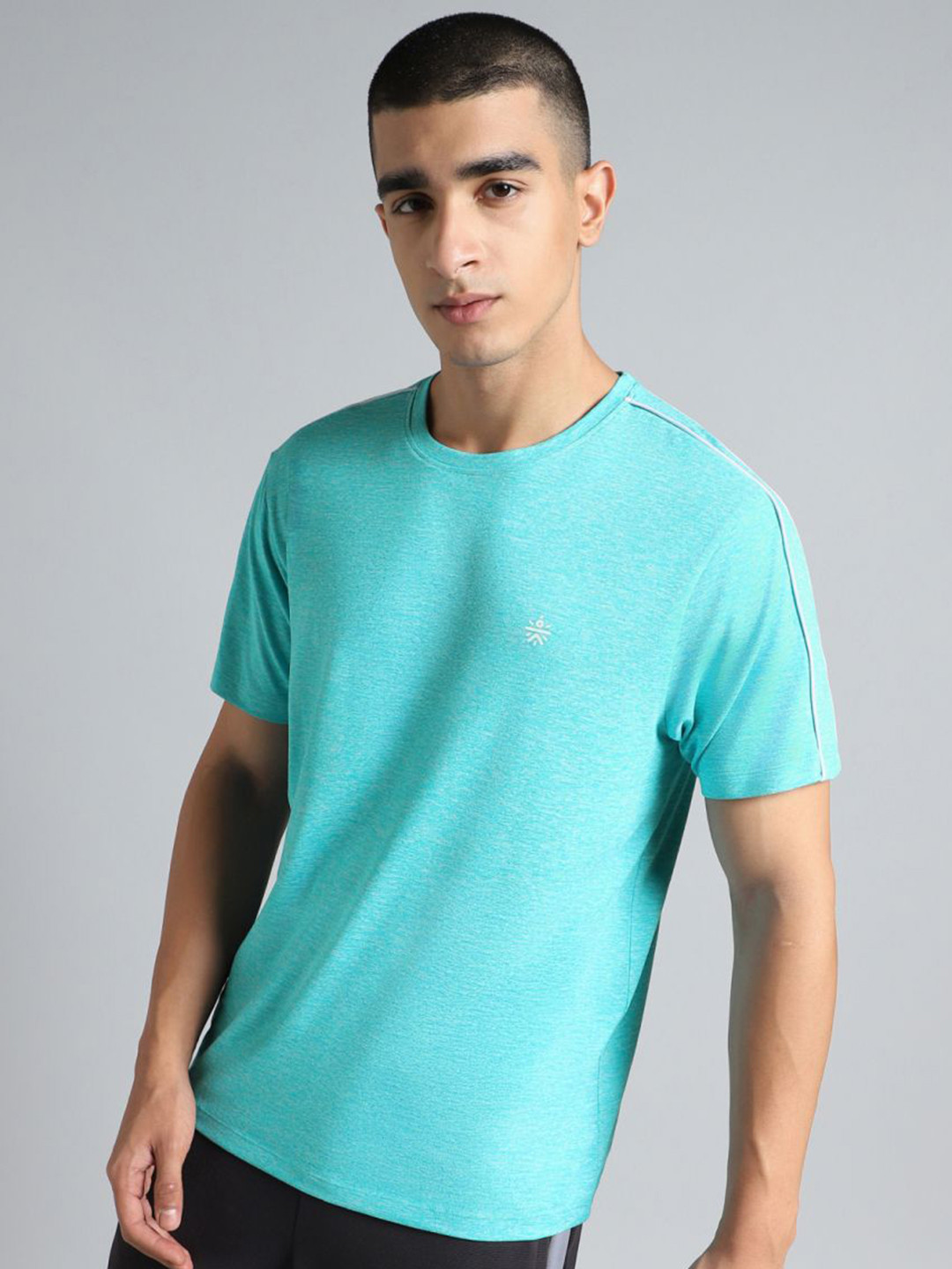 CULT Men Aqua Active Day COMFORtech T-shirt