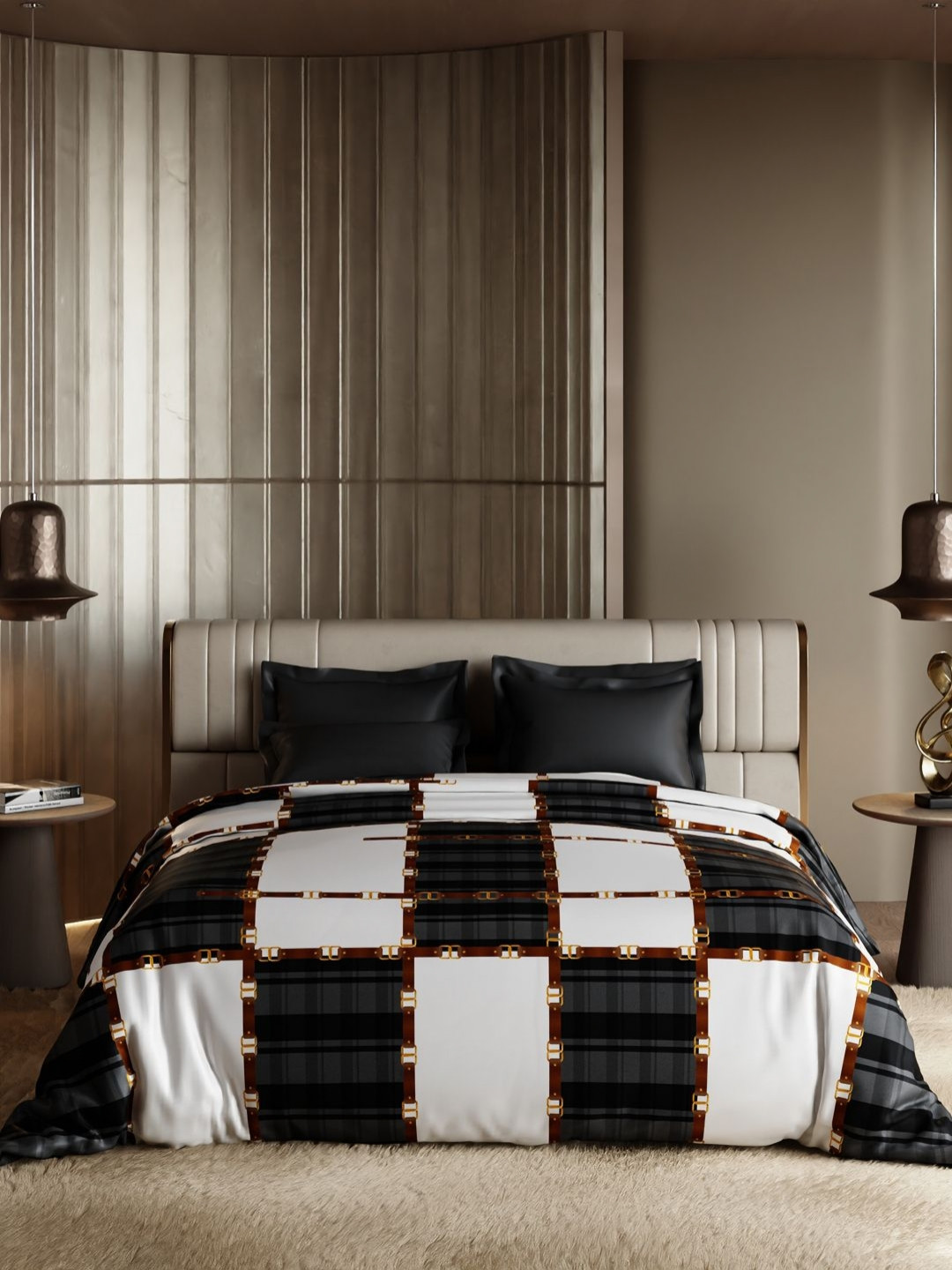 Stoa Paris Black & White Abstract Printed AC Room 150 GSM King Bed Comforter