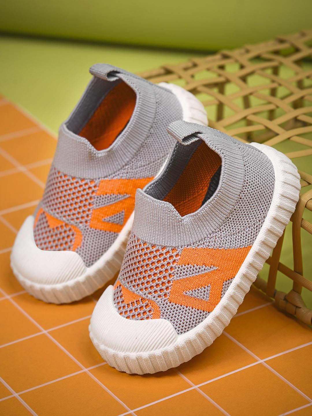 Crazyly Boys Woven Design Slip-On Sneakers