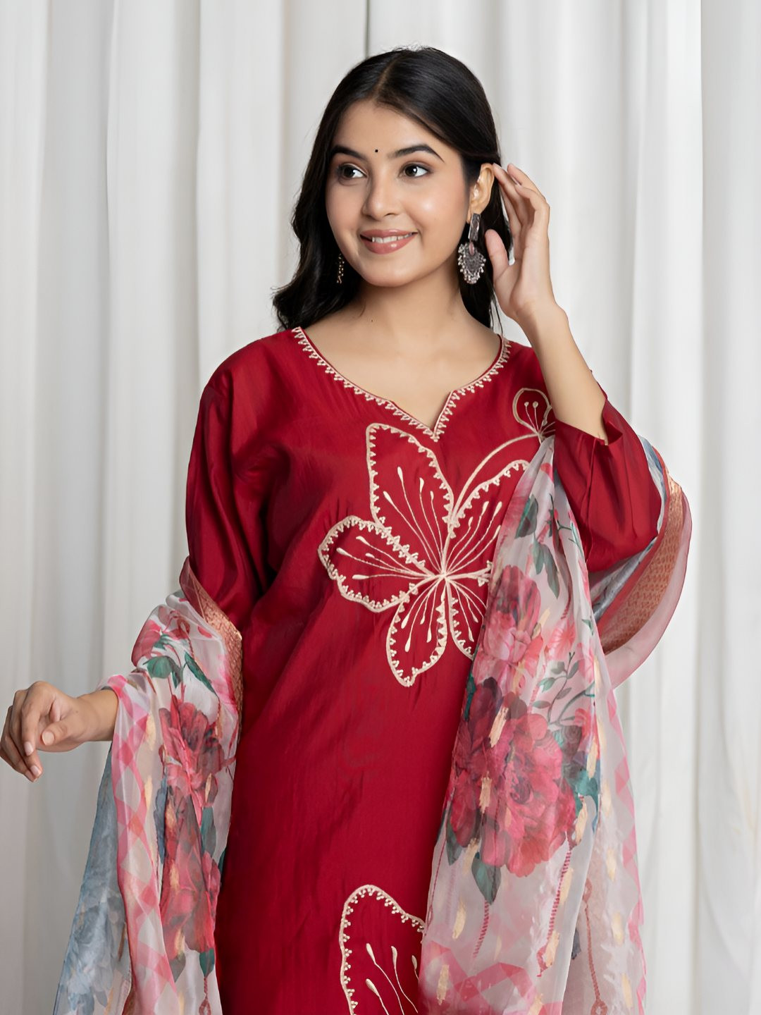 ALLEN WEAVE Women Floral Printed Regular Thread Work Kurta with Salwar & Dupatta
