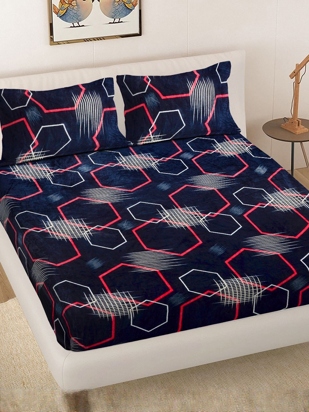 Myntra Elegant Homes Geometric Print 300 TC Woolen King Size Bedsheet & 2 Pillow Covers