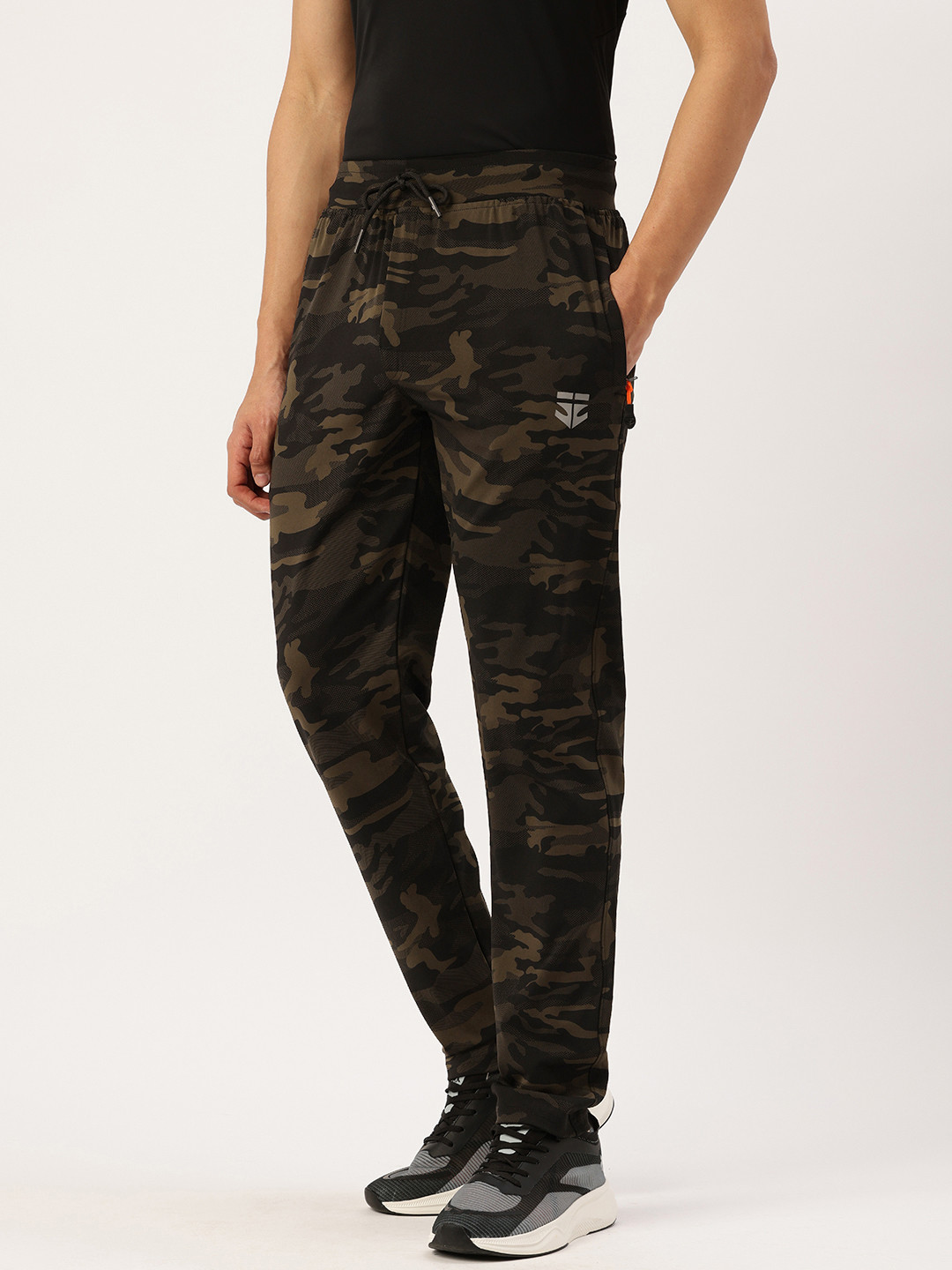 Sports52 wear Men Slim Fit Camouflage Printed Training Track Pants