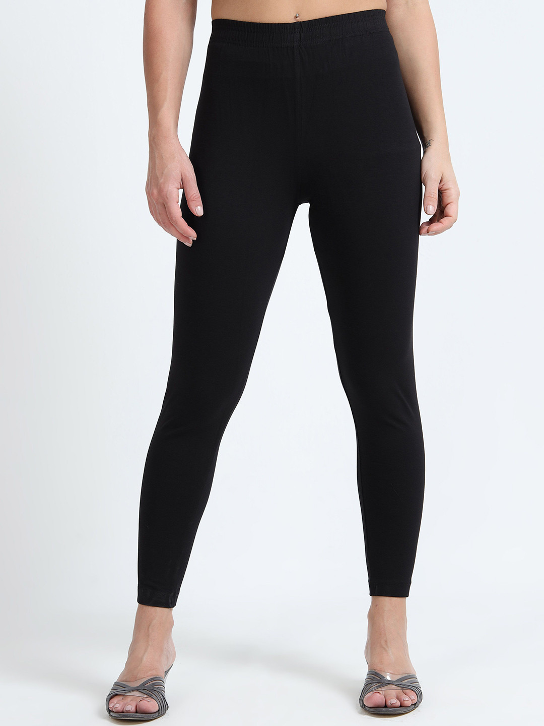SOFLY Black-02 Mid-Rise Cotton Ankle-Length Leggings