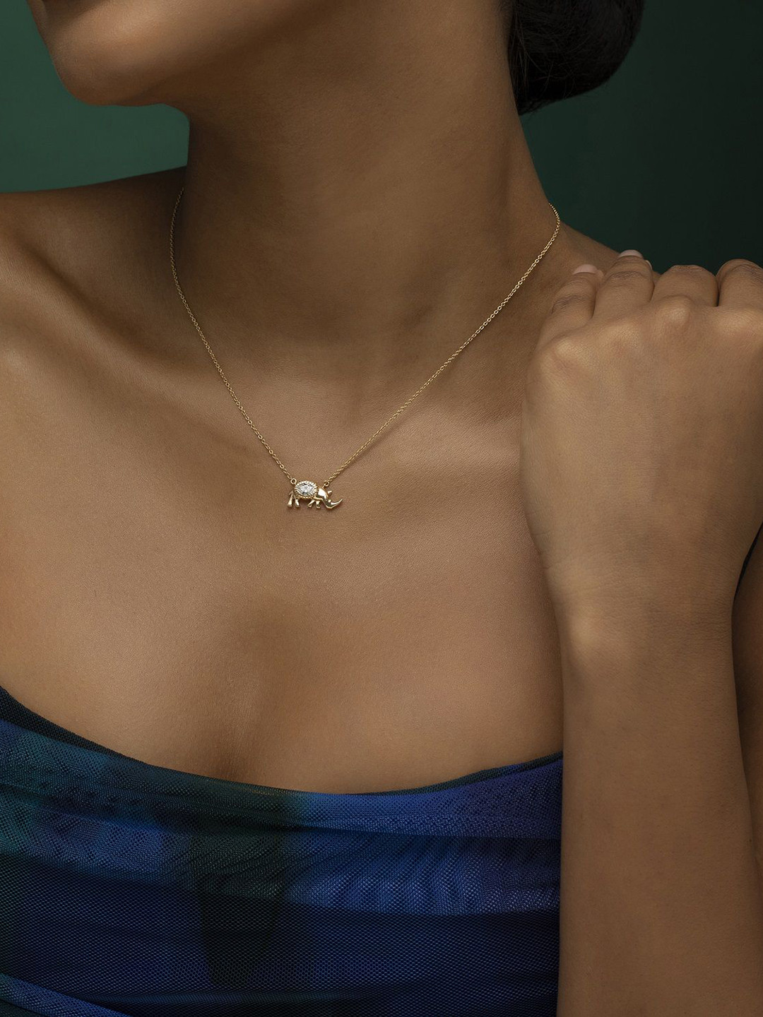 Crash.Club By CKC Artificial Stones Studded Chain