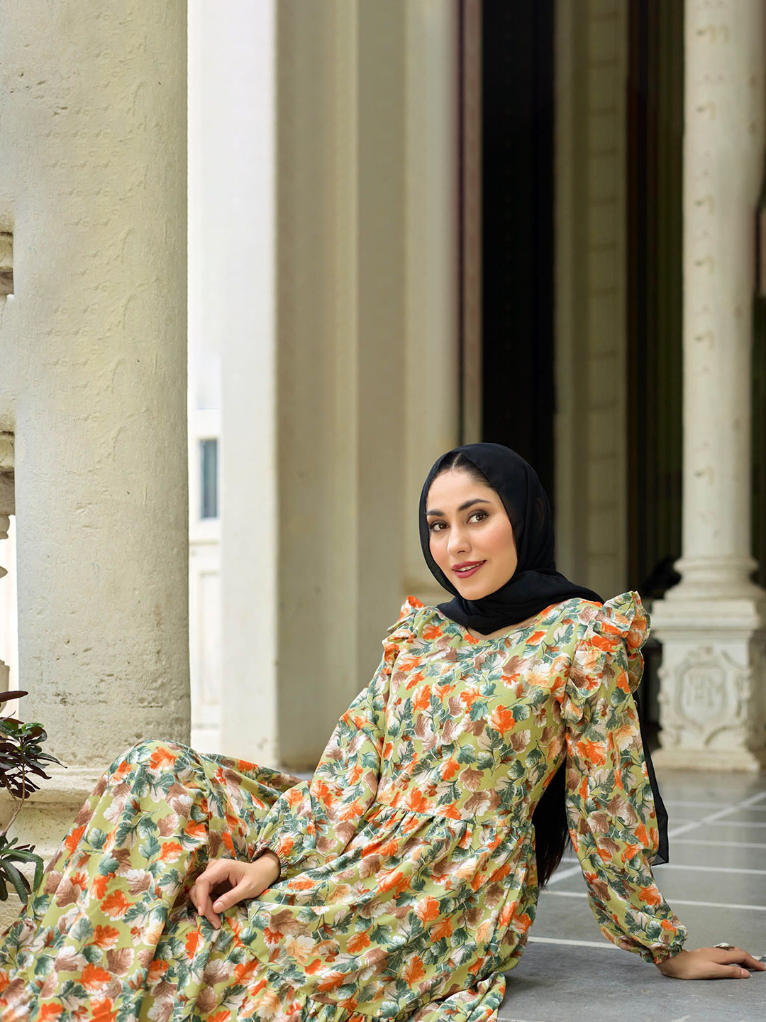 SARINKU Women Floral Printed Fit & Flare Maxi Dress
