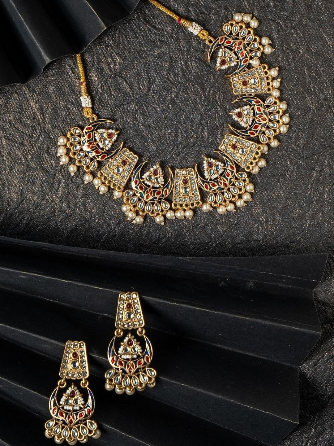 Kizzi Women Gold-Plated Artificial Stones & Beads Necklace & Earrings